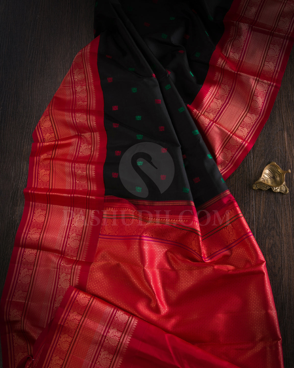 Black and Red Kanjivaram Silk Saree - S1313(A)