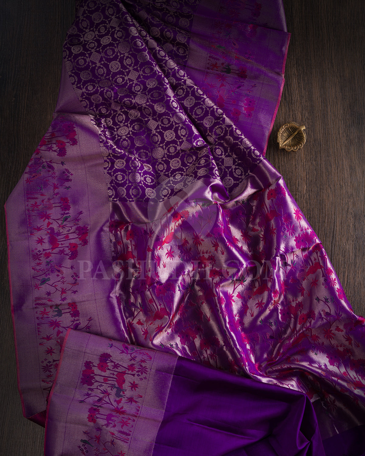 Violet Pure Zari Kanjivaram Silk Saree with Shimmer Paithani Border - P174(A)