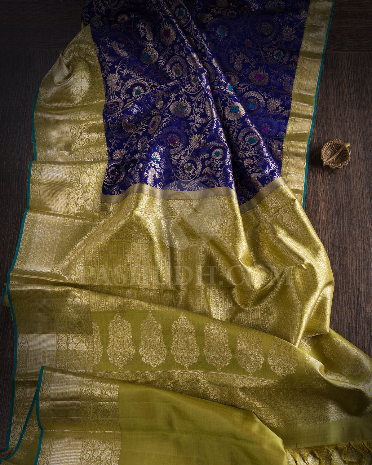 Royal Blue And Parrot Green Kanjivaram Silk Saree - S1253 ( C )