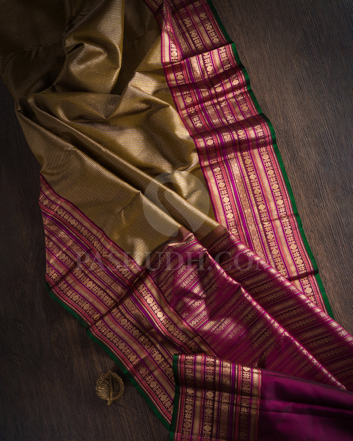 Moss Green And Magenta Kanjivaram Silk Saree - S1062(E)