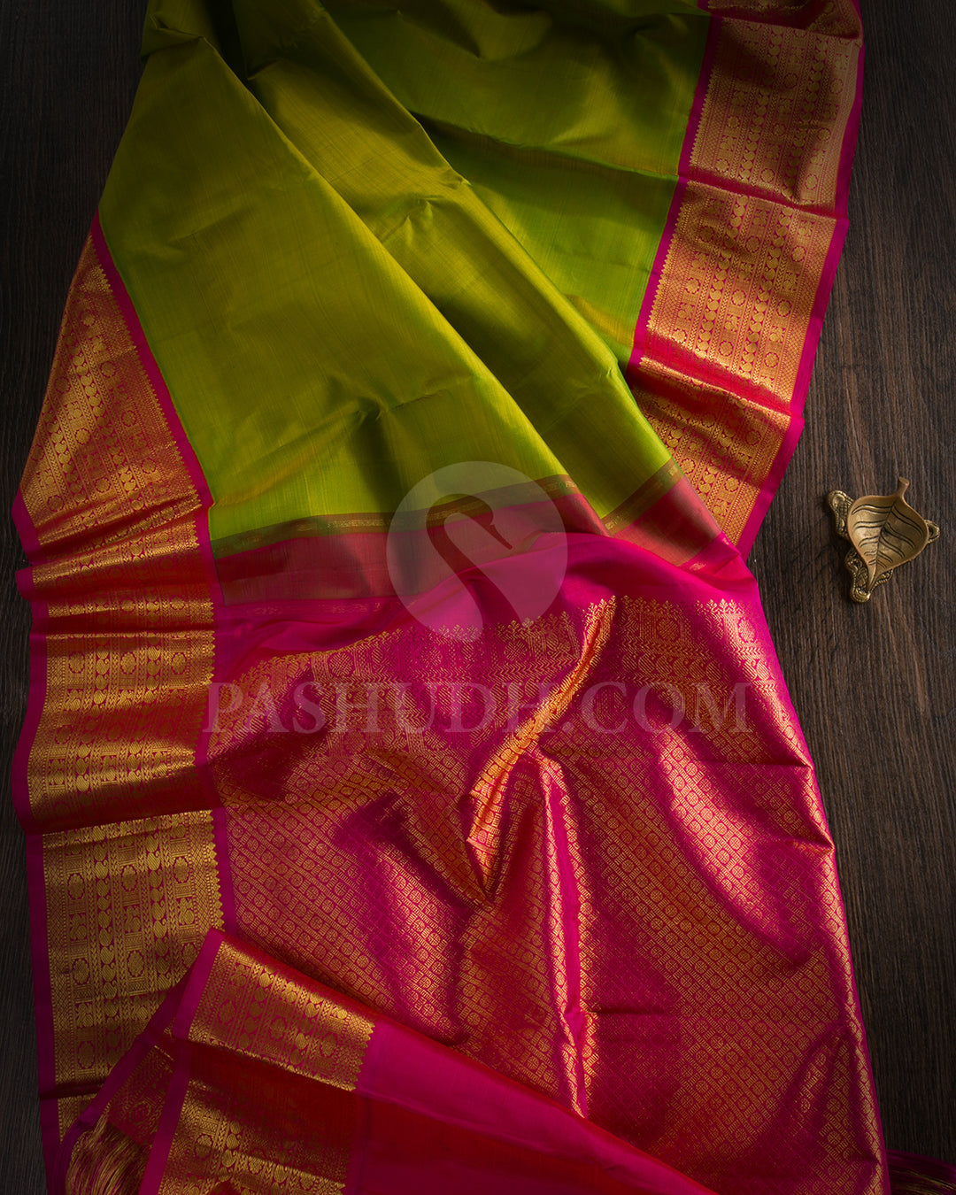 Light Green And Bright Pink Traditional Kanjivaram Silk Saree - SVJ56