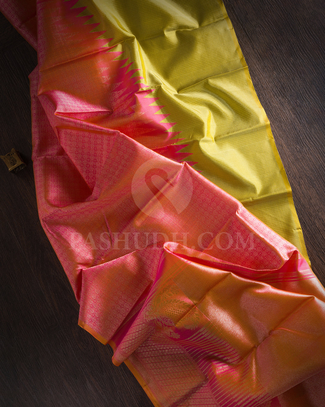 Leaf Green And Punch Pink Rising Border Kanjivaram Silk Saree - S1231( C )
