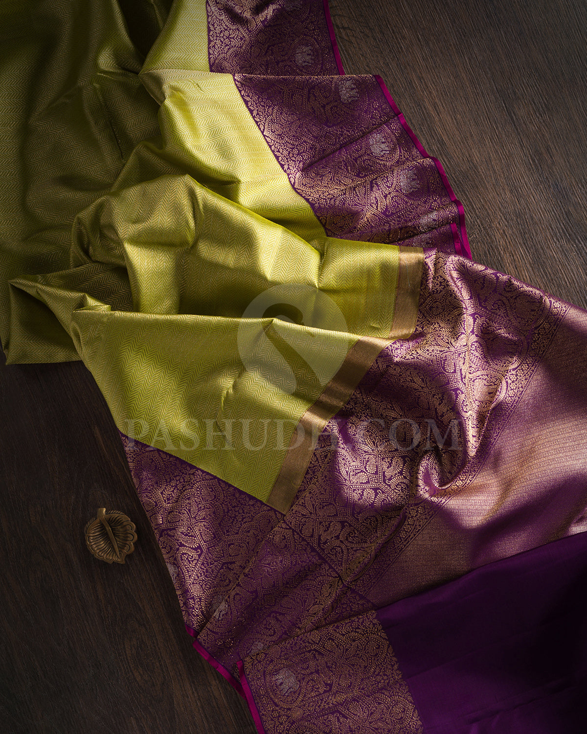 Mild Parrot Green And Violet Kanjivaram Silk Saree - S1321( C )