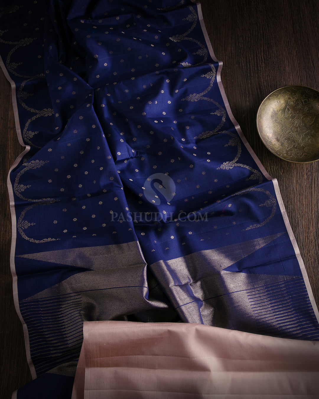 Navy Blue Borderless Kanjivaram Silk Saree - DJ211