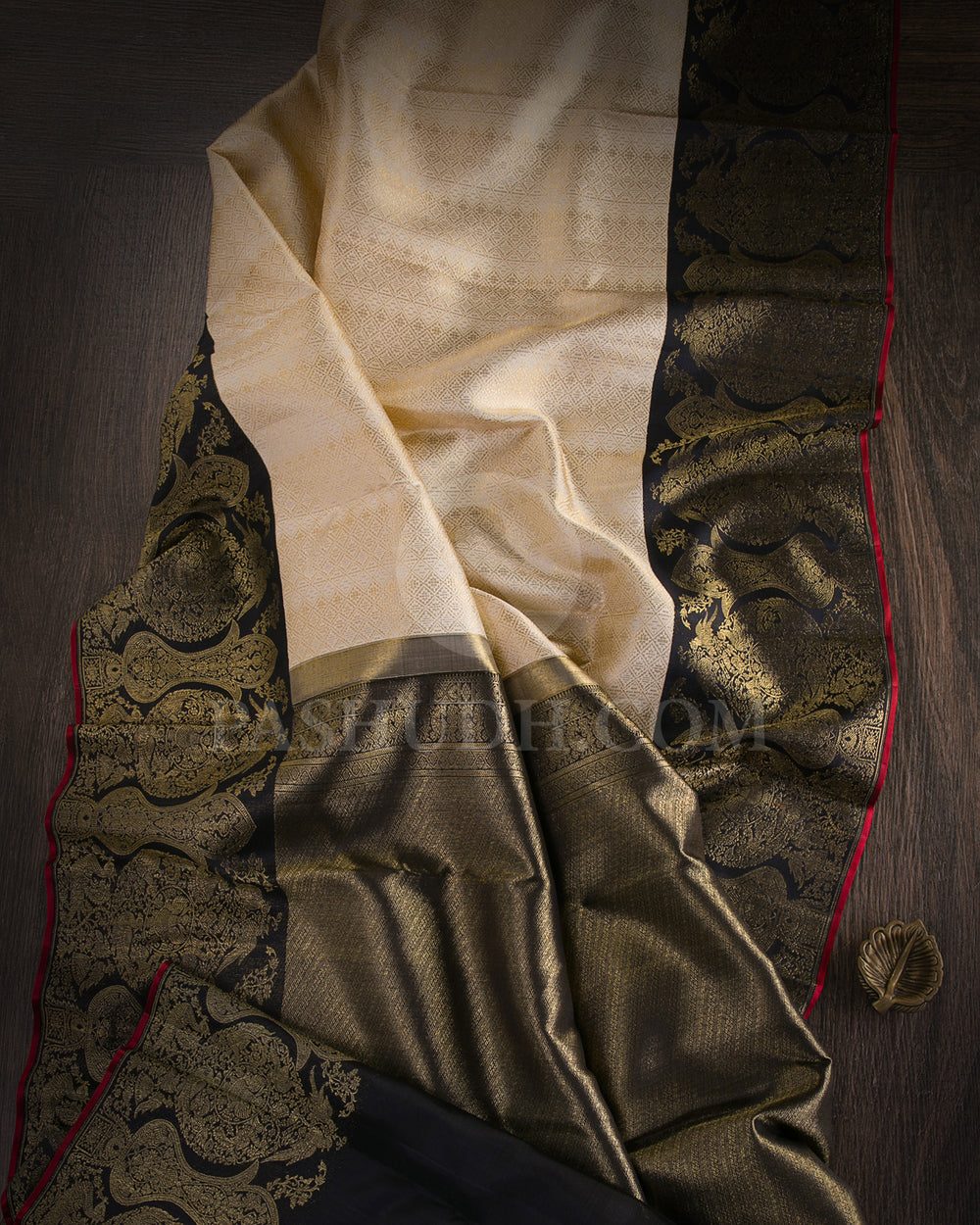 Cream And Black Pure Zari Kanjivaram Silk Saree - P153(A) - View 1