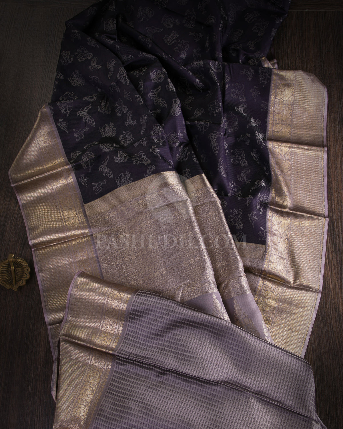 Charcoal Grey and Pale Mauve Kanjivaram Silk Saree - D520(A)