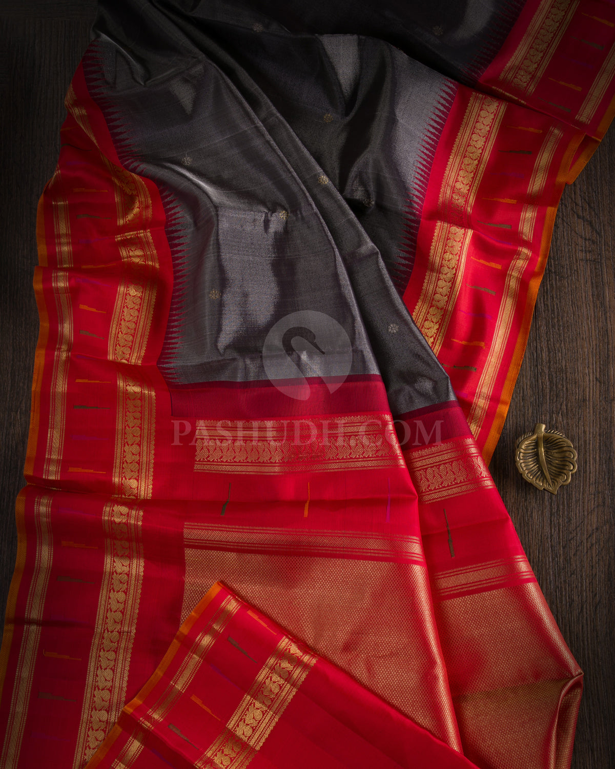 Black And Red Pure Zari Paithani Kanjivaram Silk Saree - P150(A) - View 1