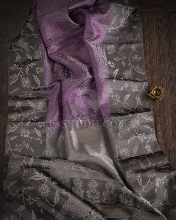 Lavender And Dark Grey Kanjivaram Silk Saree - DT271(A)