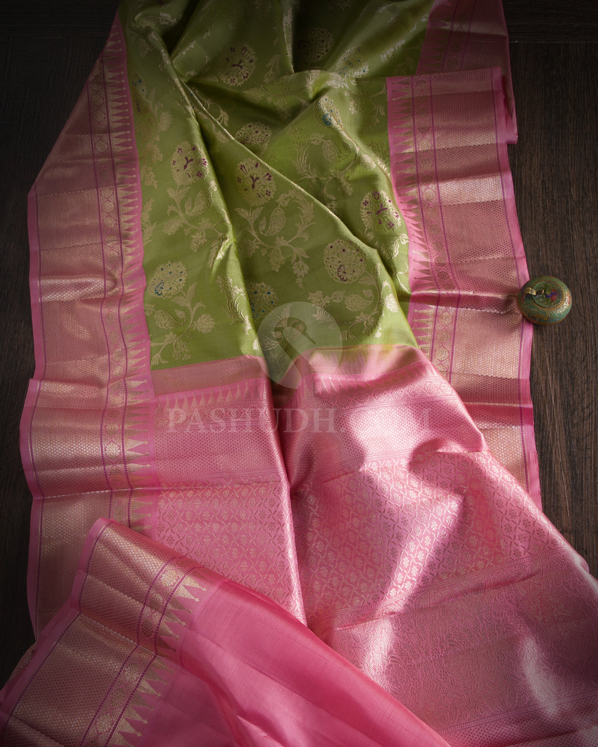 Parrot Green & Baby Pink Kanjivaram Silk Saree - S1050(A) - View 1