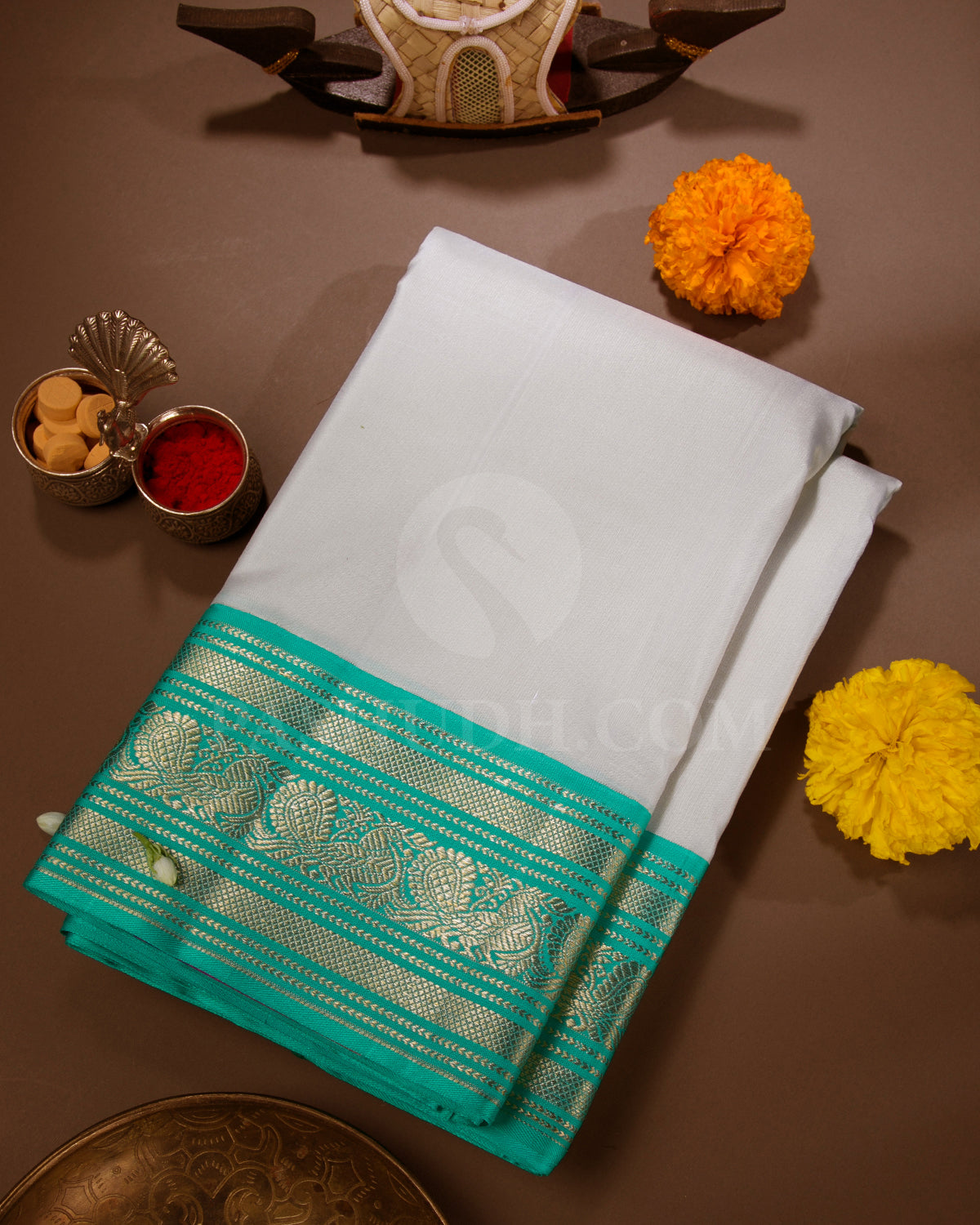 Cream And Sea Green Kanjivaram Silk Saree - S1296(A)