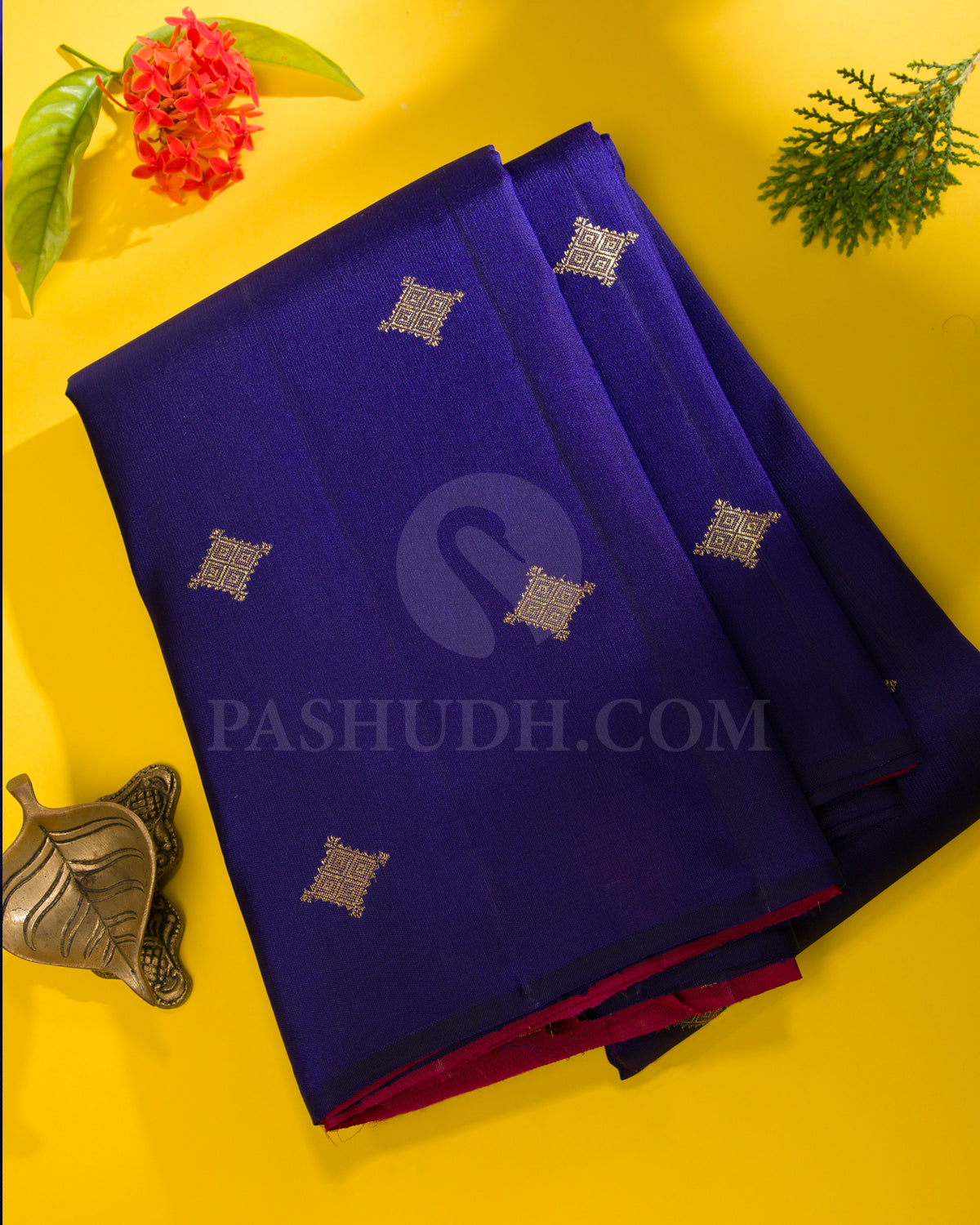 Dark Blue And Reddish Pink Borderless Kanjivaram Silk Saree - K7