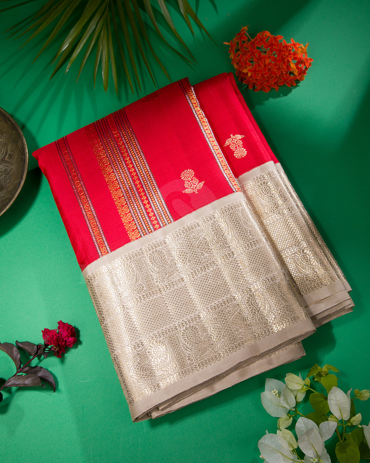 Bright Red And Ivory Kanjivaram Silk Saree - S1333(A)