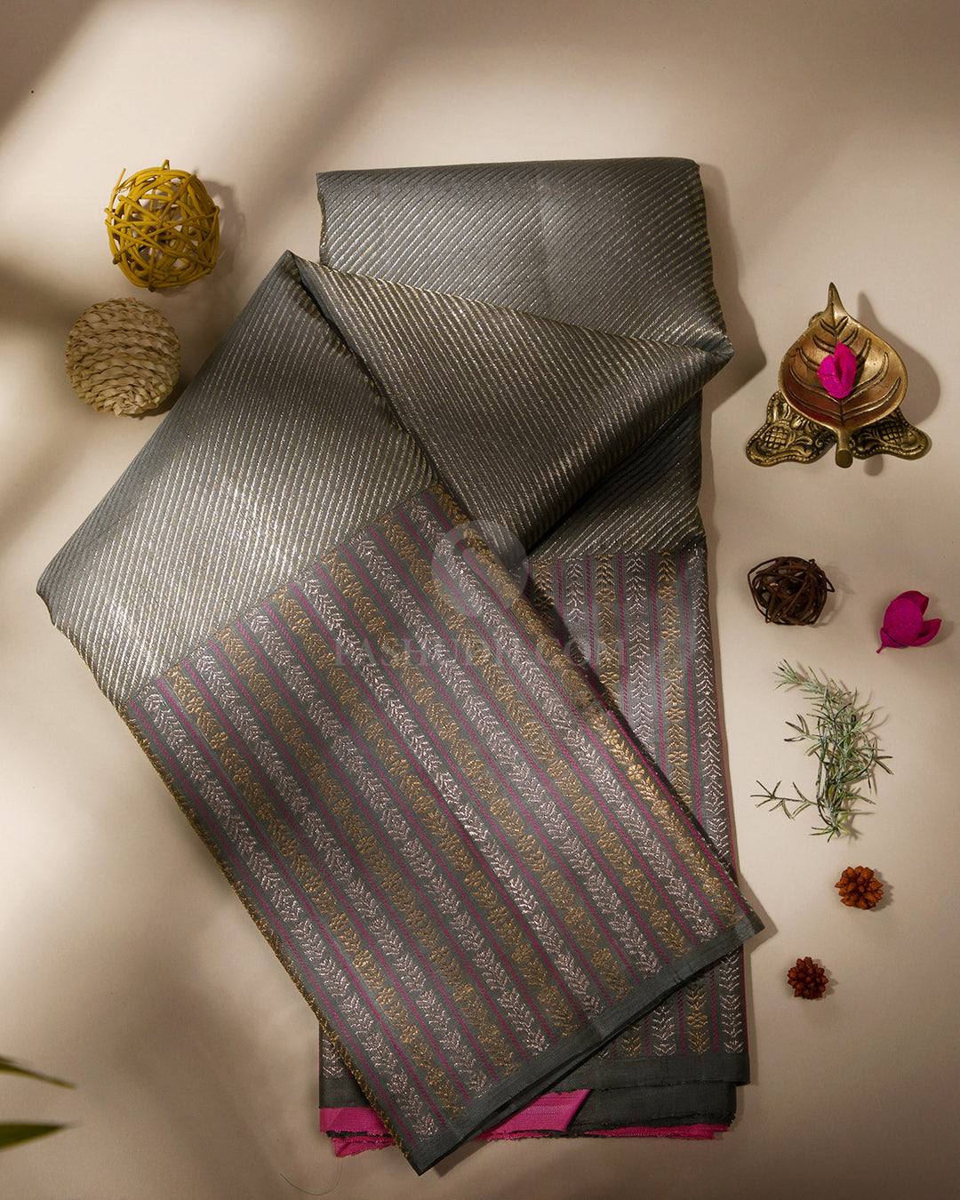 Grey Kanjivaram Silk Saree - S768 - vIEW 1