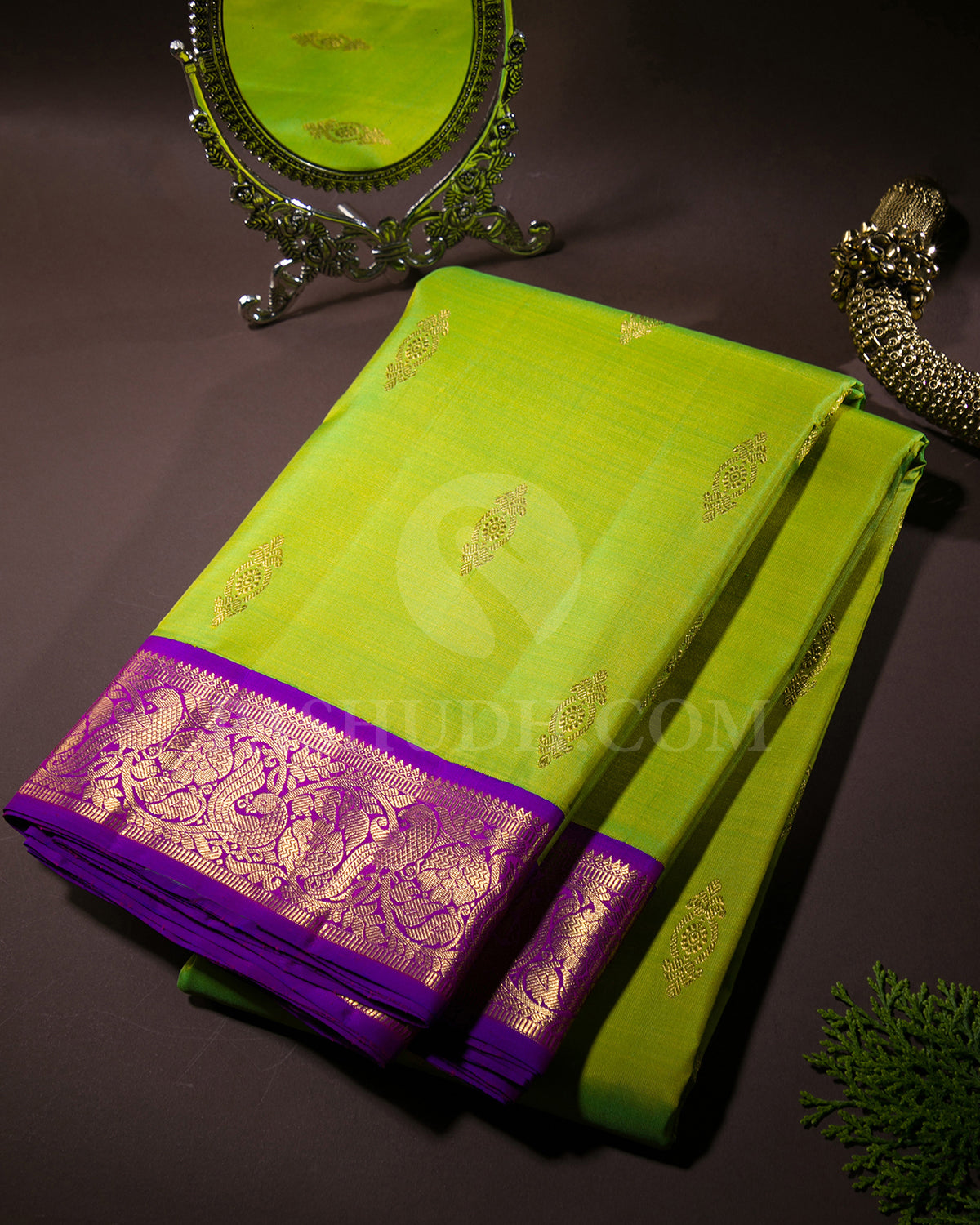 Dual Toned Green And Violet Traditional Kanjivaram Silk Saree - SVJ67