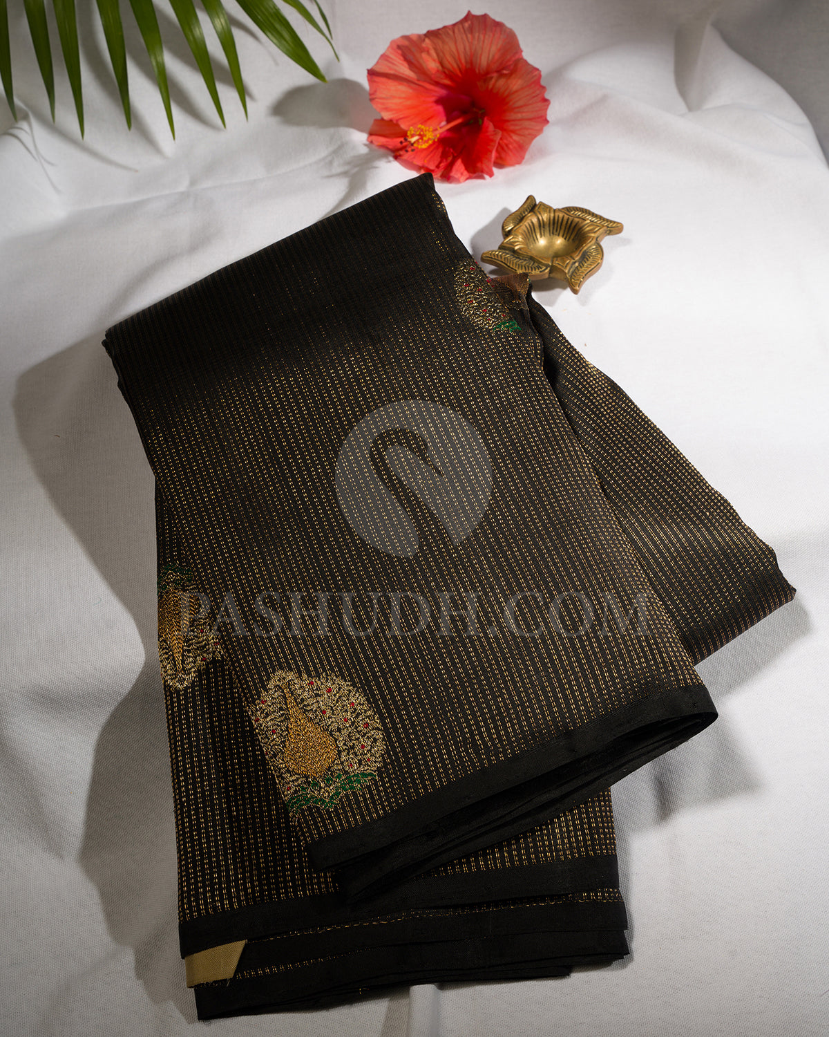 Black Borderless Kanjivaram Silk Saree - S1314(B)