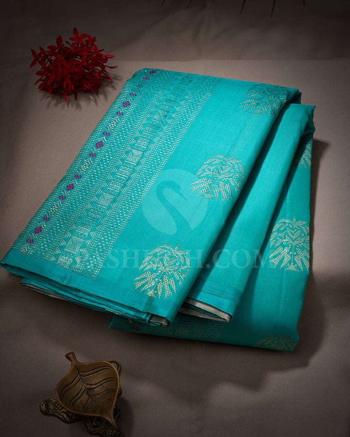 Cyan Borderless Kanjivaram Silk Saree - BKF1