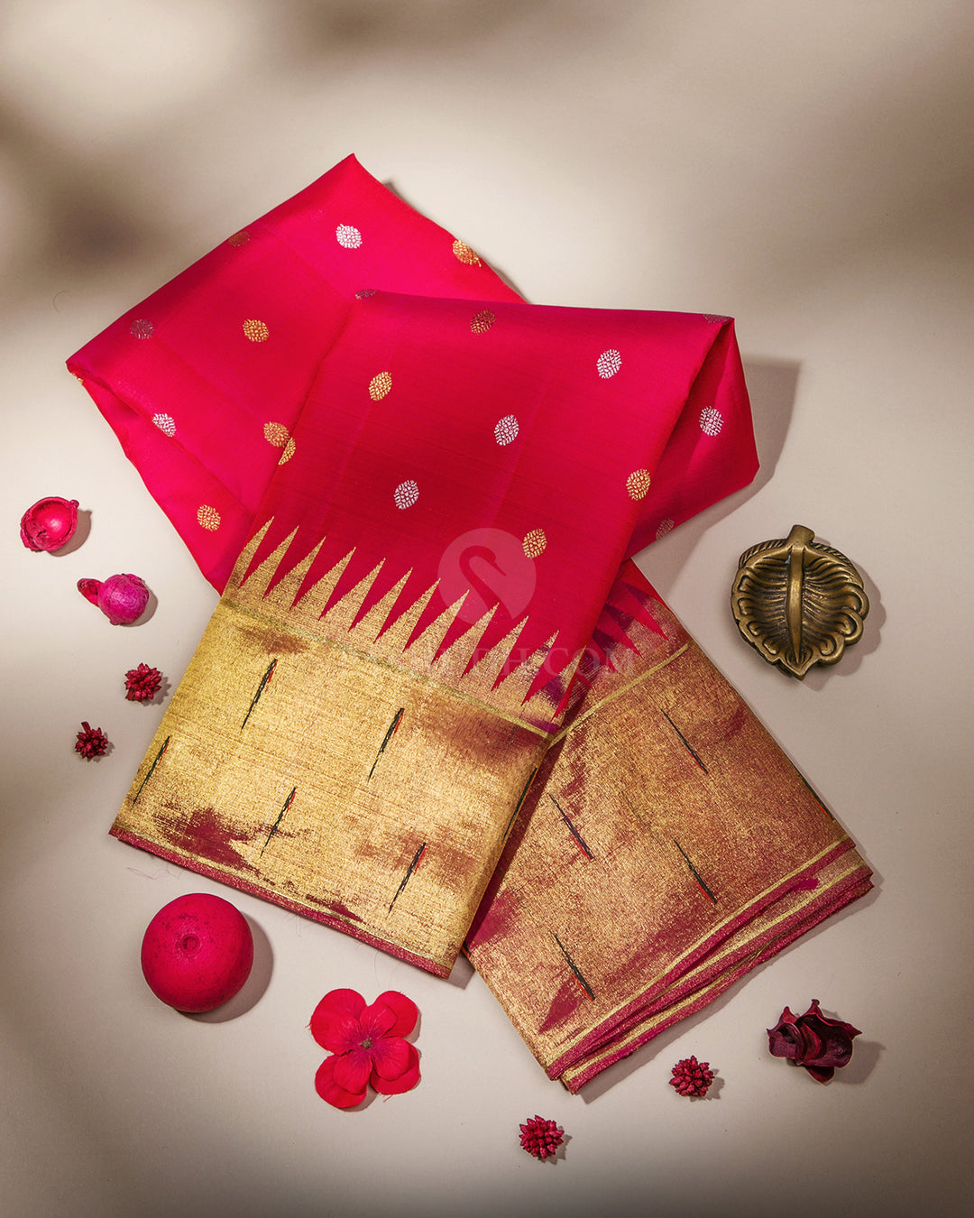 Red Kanjivaram Silk Saree with Paithani Border - P118 - View 1