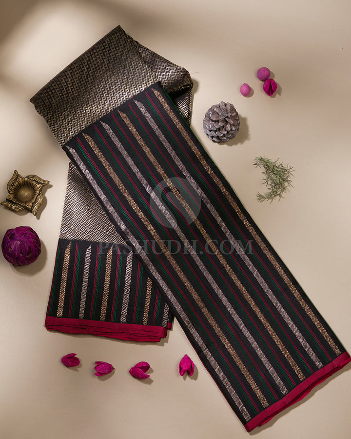 Black & Red Kanjivaram Silk Saree - S1057(A) 