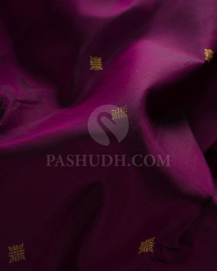 CLASSIC PURPLE & GOLD  HANDWOVEN  KANJIVARAM  SILK SAREE - RM7
