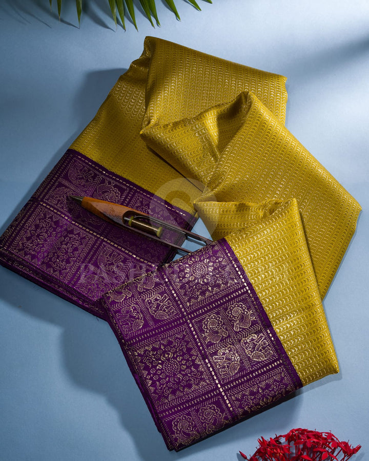 MUSTARD YELLOW AND PURPLE  HANDWOVEN  KANJIVARAM SILK SAREE - S1305(D)