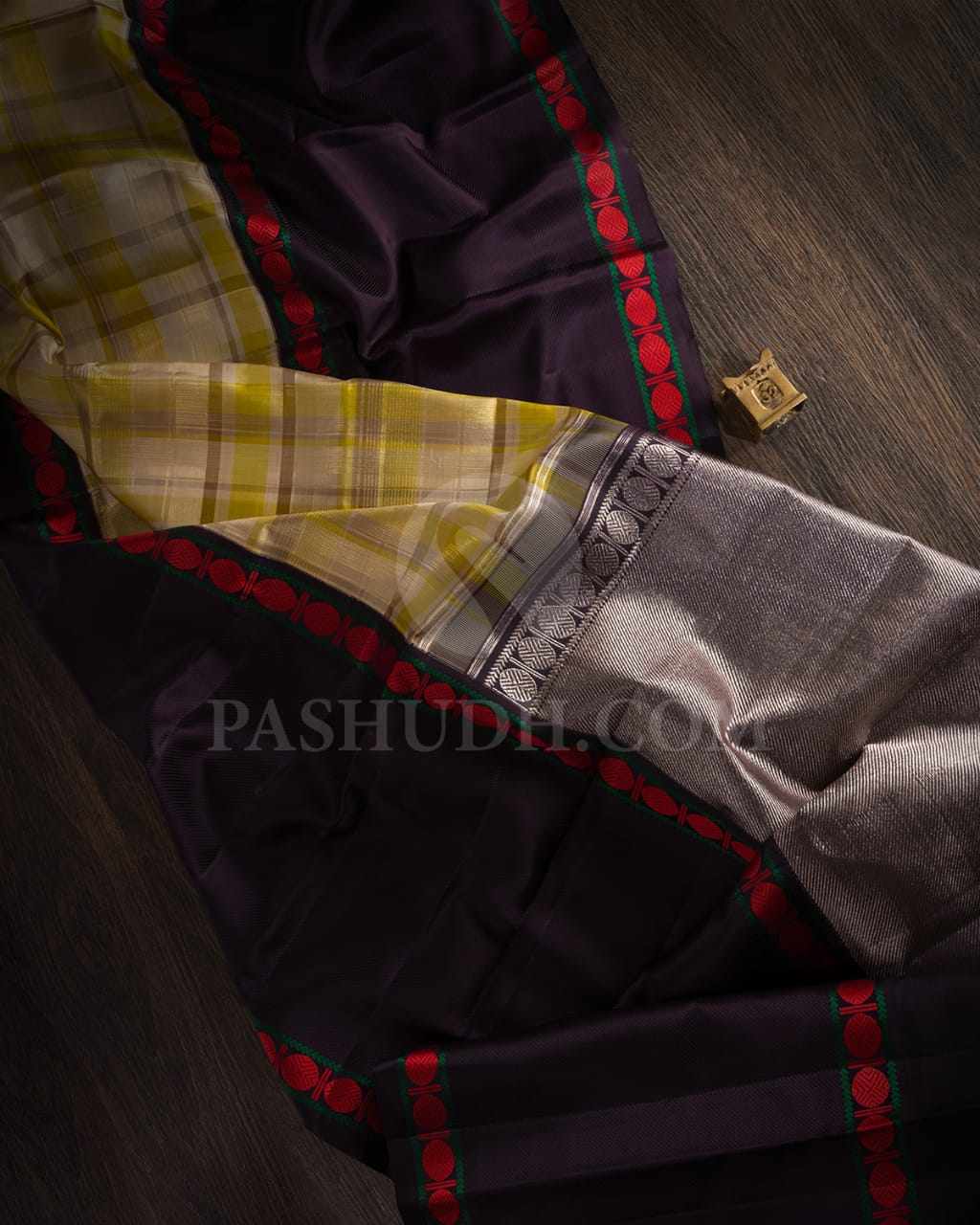 HALF WHITE , PEAR GREEN & AUBERGINE  KANJIVARAM SILK SAREE -S1163(E)