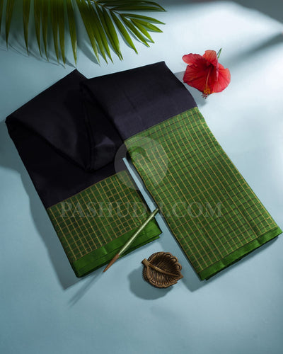 BLACK &OLIVE GREEN KANJIVARAM SILK SAREE WITH GOLD ZARI  KATTAMS IN BORDER - RB7