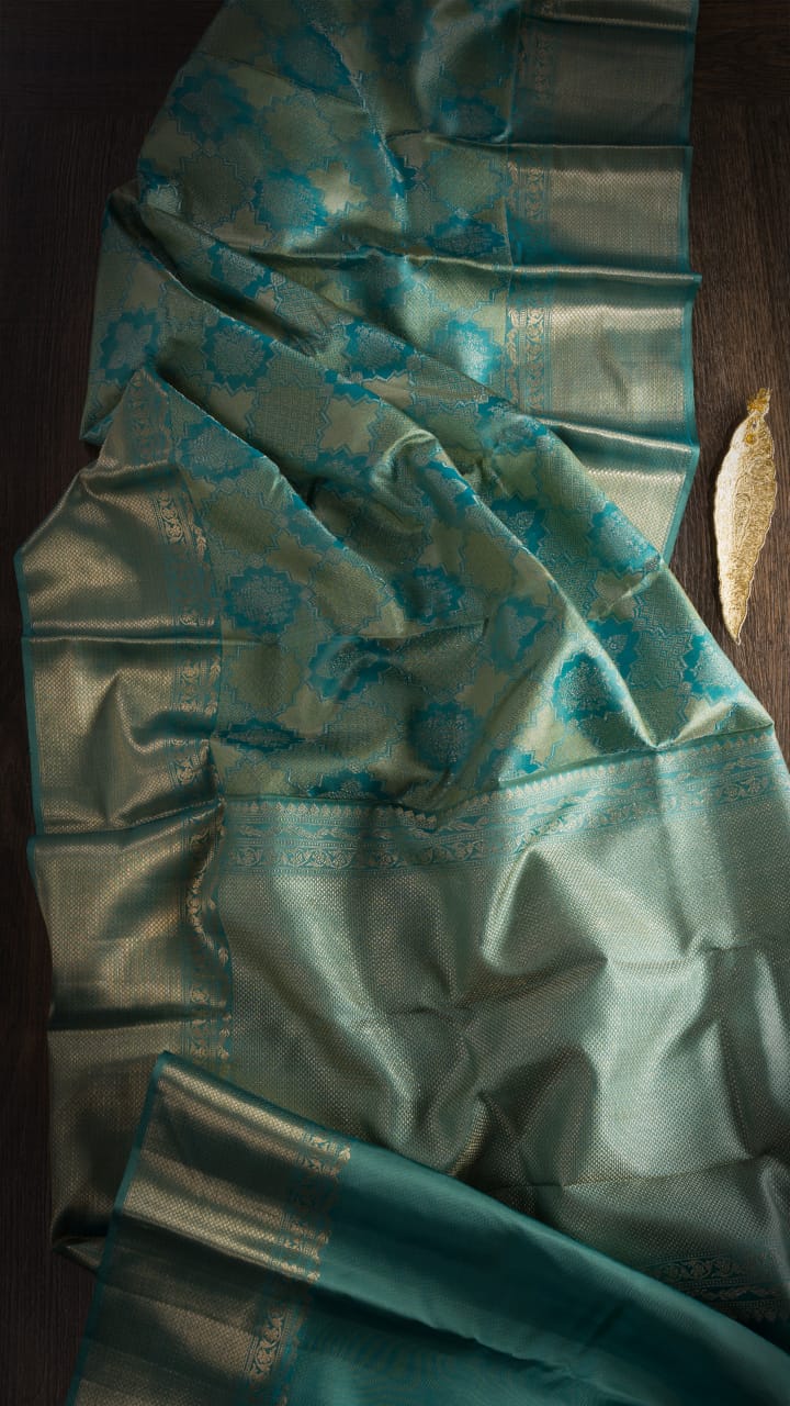 CELESTIAL BLUE  KANJIVARAM SILK SAREE WITH GOLD ZARI - D616(A)