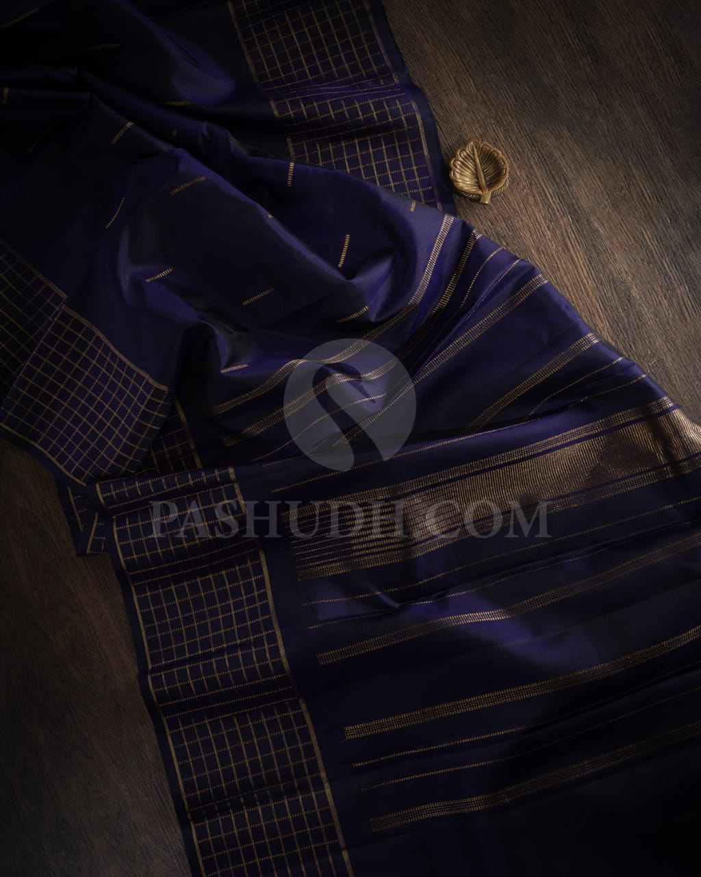 REGAL NAVY BLUE  KANJIVARAM SILK SAREE WITH CLASSIC KATTAM BORDER  - RB3