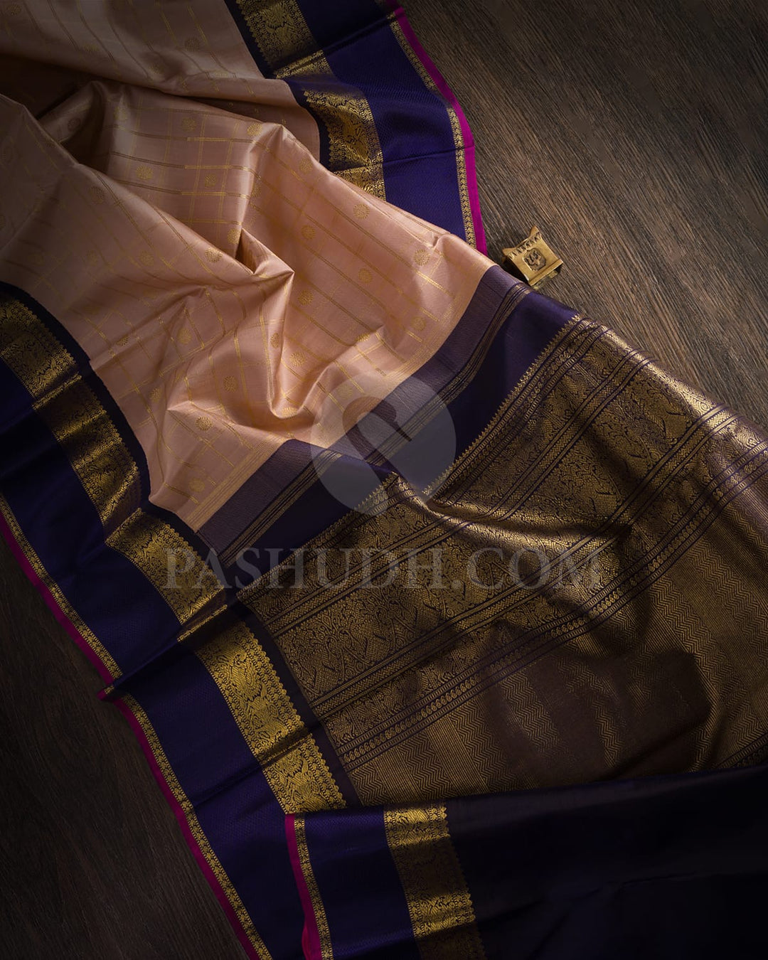 PINKISH BEIGE  & NAVY BLUE KANJIVARAM SILK SAREE- RV6