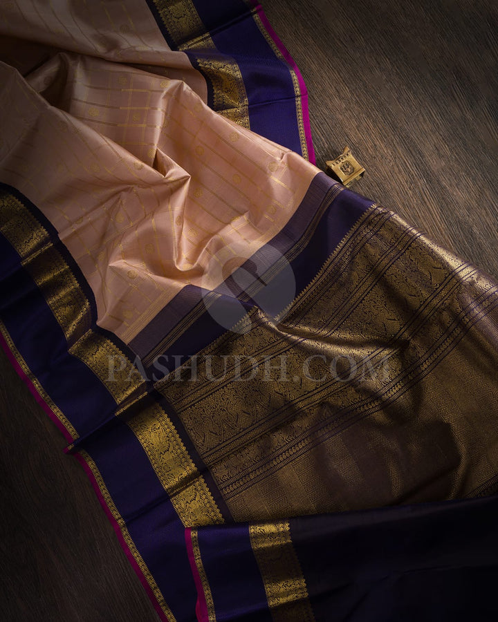 PINKISH BEIGE  & NAVY BLUE KANJIVARAM SILK SAREE- RV6