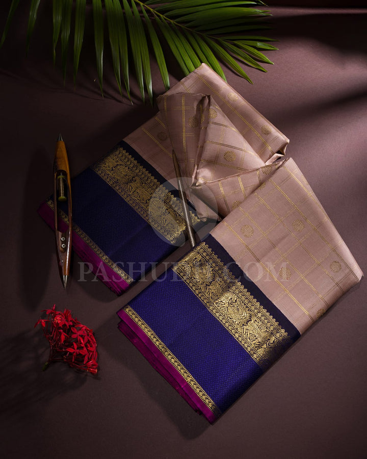 PINKISH BEIGE  & NAVY BLUE KANJIVARAM SILK SAREE- RV6