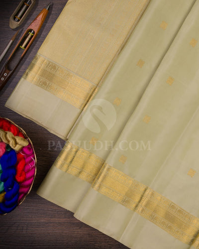 Elegant Elachi Green Kanjivaram Silk Saree-A2