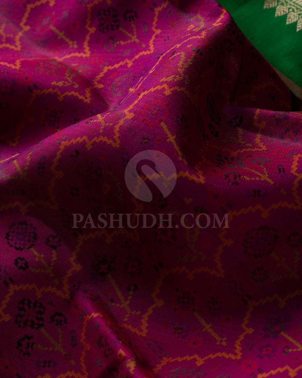 Magenta & Dark Green Kanjivaram Silk Saree-DJ354(A)