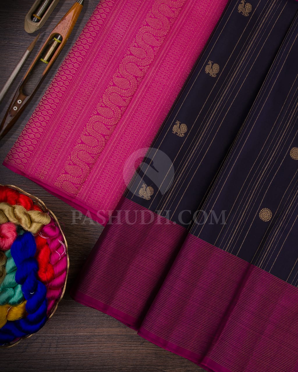 Navy Blue & Magenta Vertical Pattern Kanjivaram Silk Saree-F2