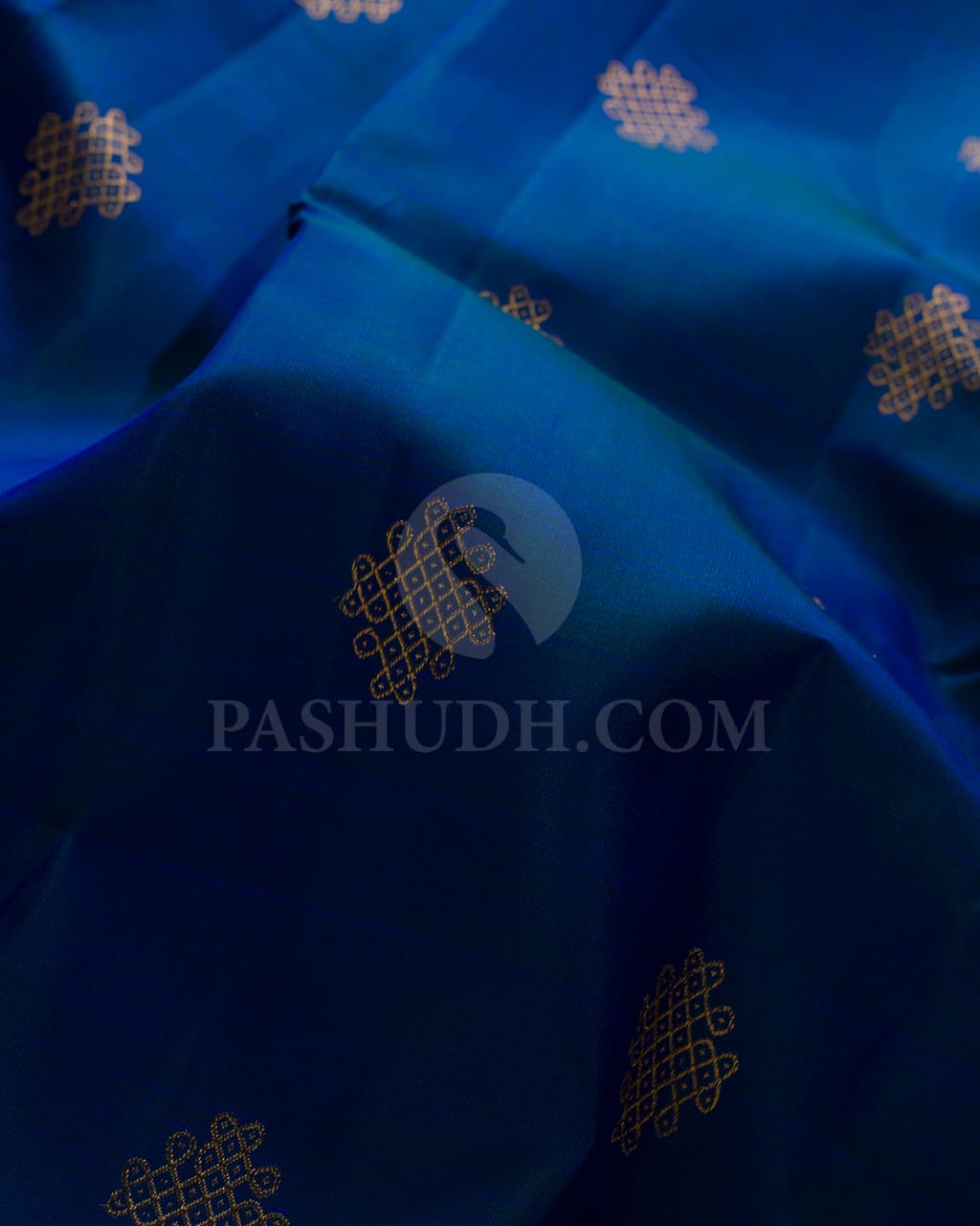 Peacock Blue & Baby Pink Traditional Borderless Kanjivaram Silk Saree-L3