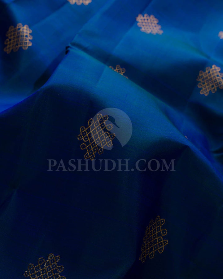 Peacock Blue & Baby Pink Traditional Borderless Kanjivaram Silk Saree-L3
