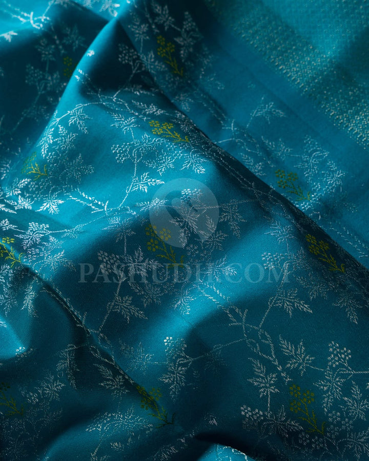 Anandha Blue & Pear Green  Kanjivaram Silk Saree-DJ347(D)
