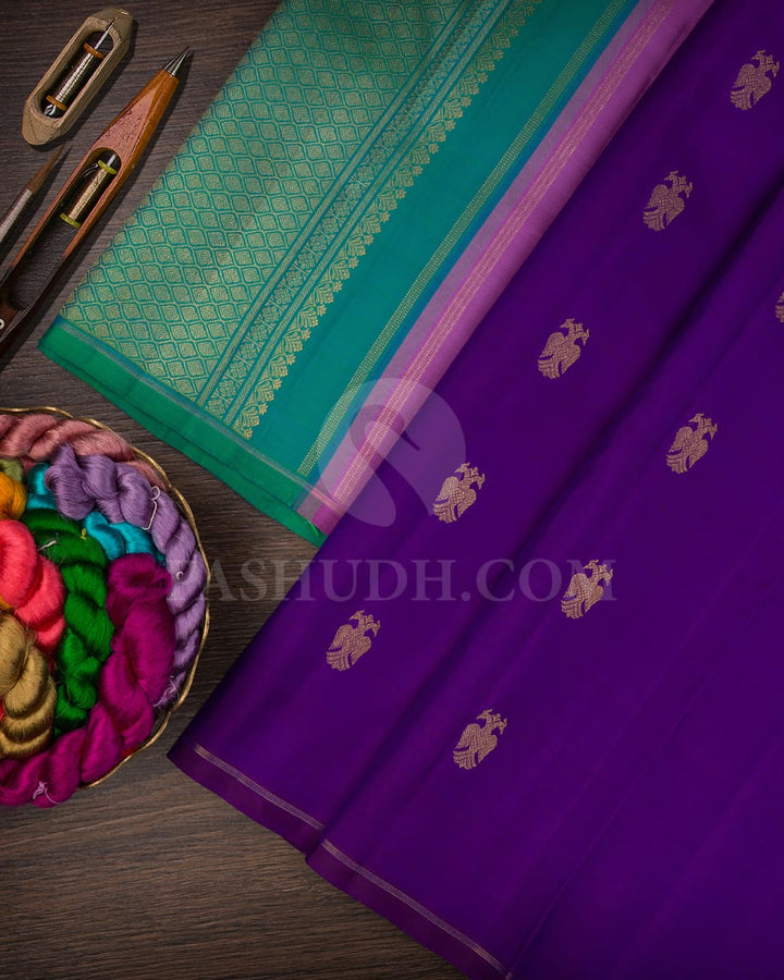 Vibrant Violet, Dual Shaded Lavender With Blue Green Borderless Pure Kanjivaram Silk Saree-SP19
