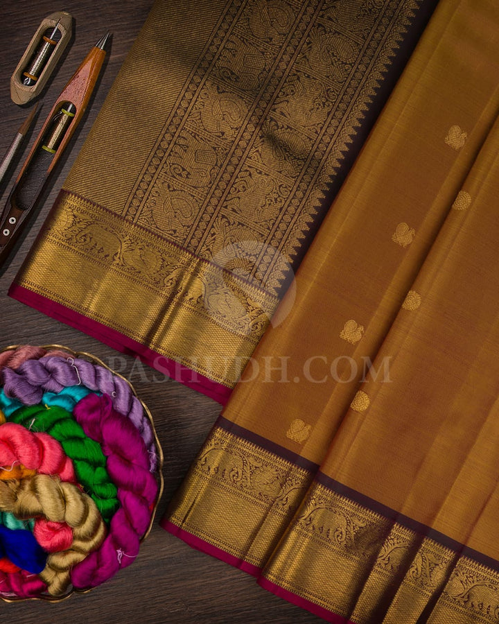 Vendhayam & Brown Pure Kanjivaram Silk Saree-SP29