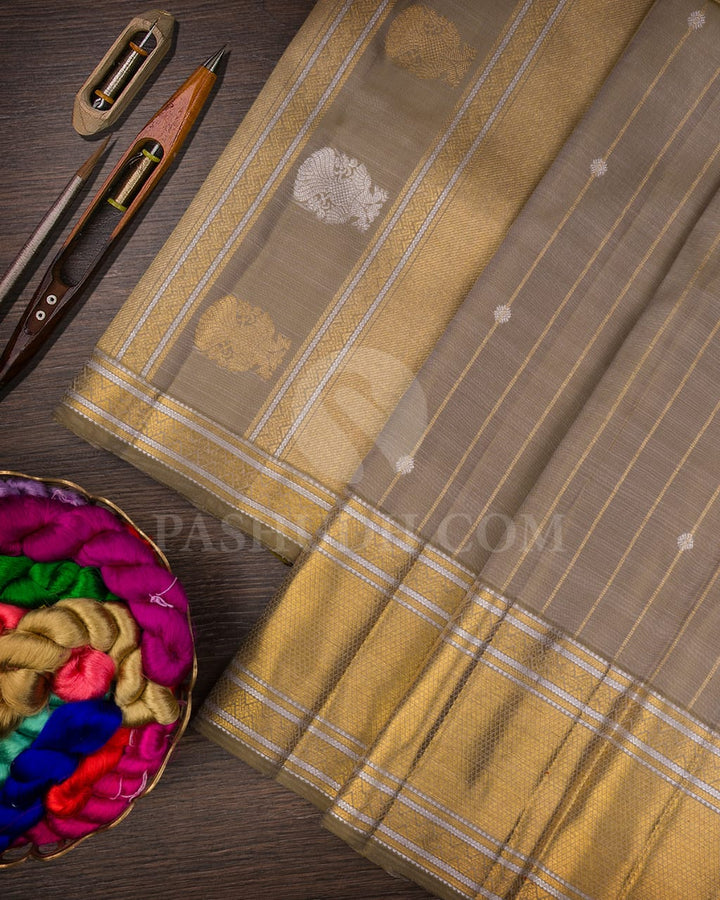 Greige Pure Kanjivaram Silk Saree-SP39