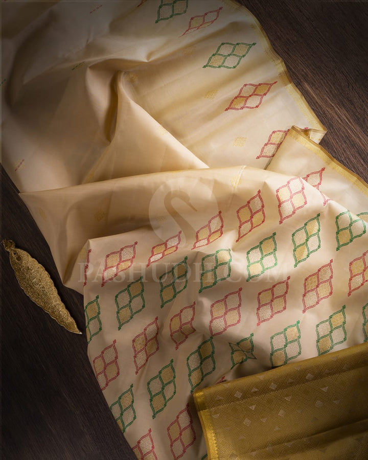 Beige Kanjivaram Silk Saree-S1444(A)