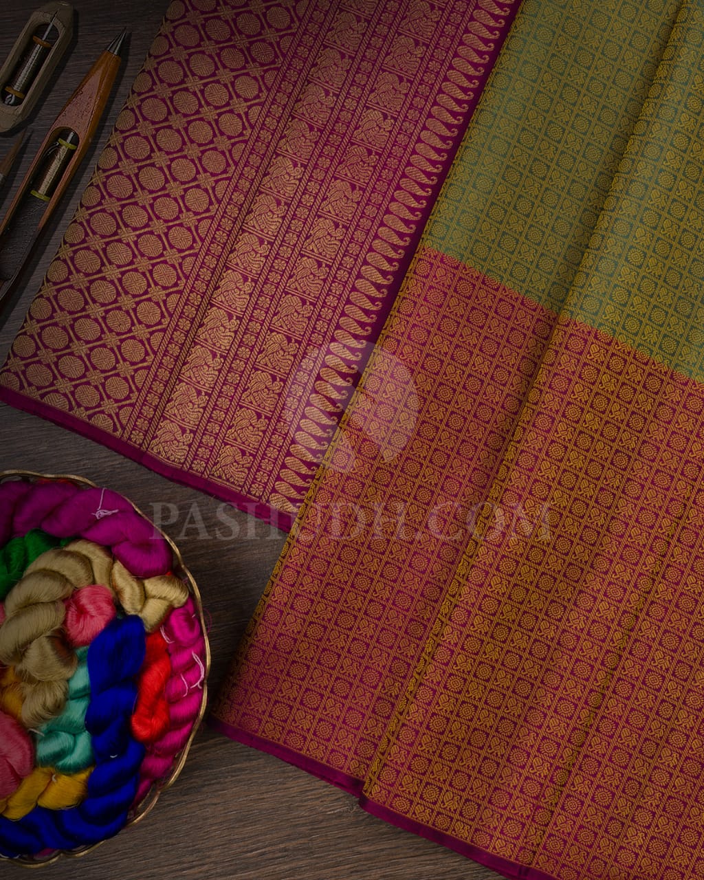 Green And Magenta Pure Kanjivaram Silk Saree-SP75