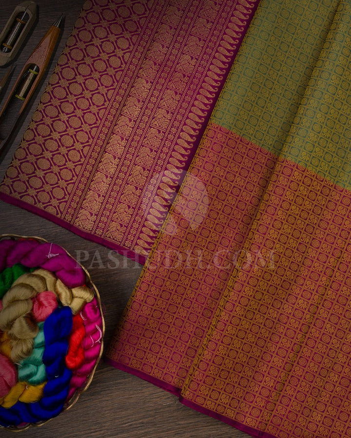 Green And Magenta Pure Kanjivaram Silk Saree-SP75