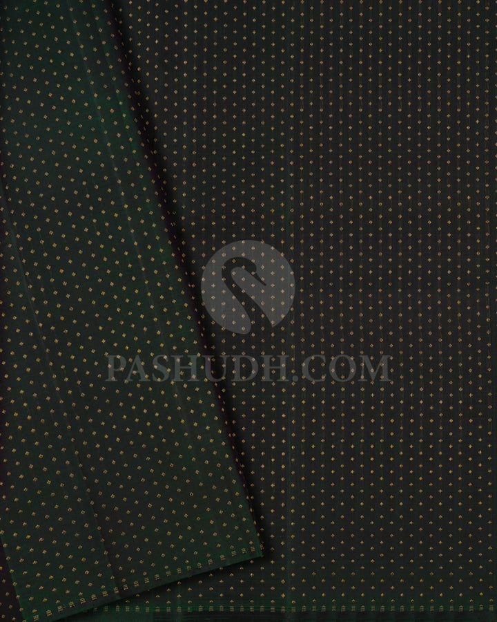 Half White,Rani Pink & Bottle Green Traditional Borderless Pure Kanjivaram Silk Saree-SP82