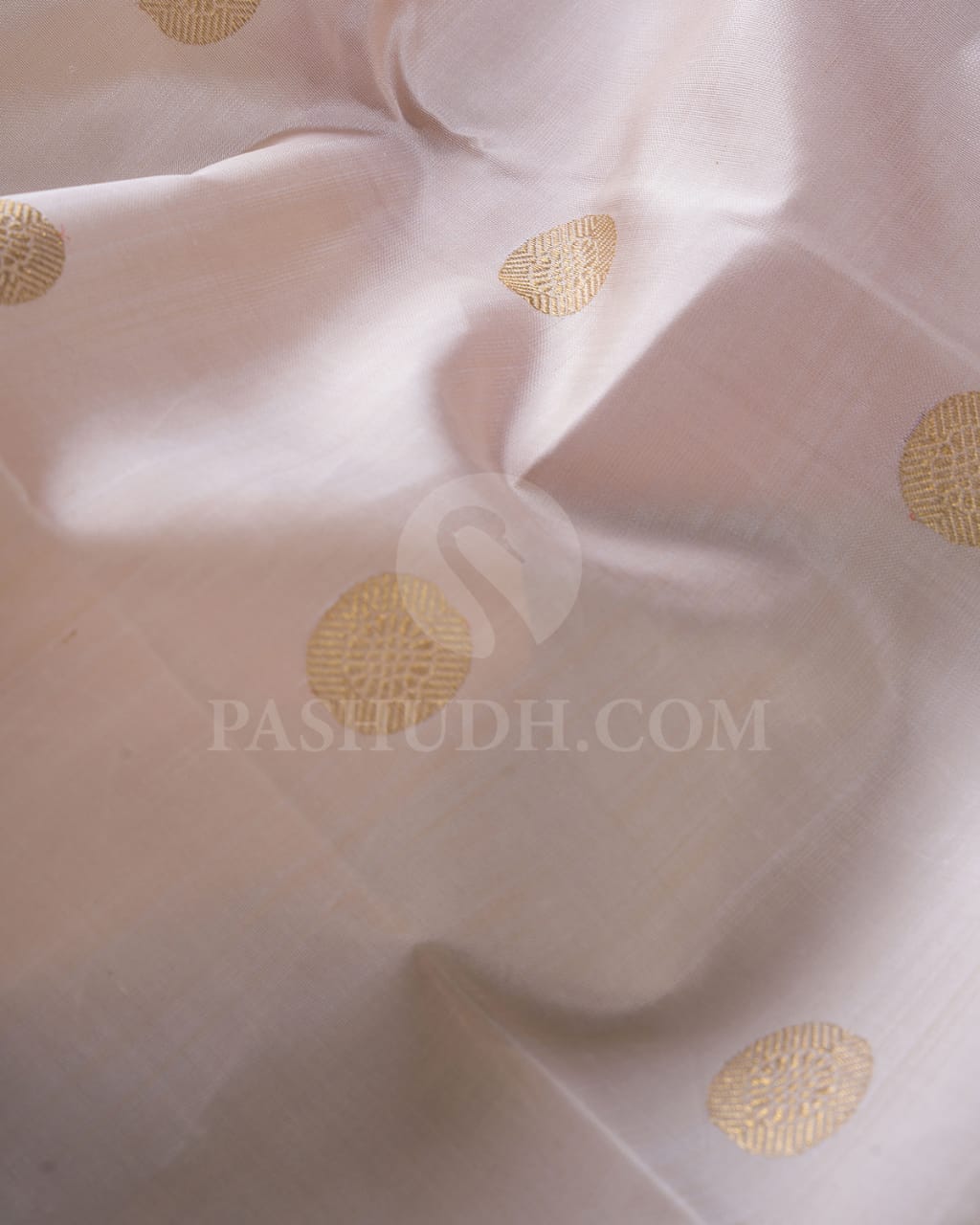 Half White,Rani Pink & Bottle Green Traditional Borderless Pure Kanjivaram Silk Saree-SP82