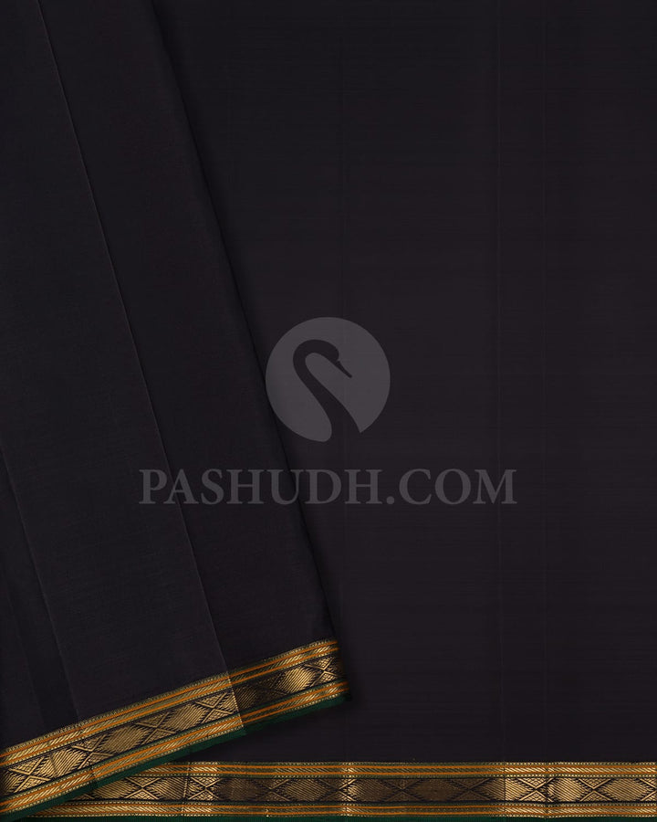 Magenta & Bottle Green,Black  Pure  Kanjivaram Silk Saree-SP48