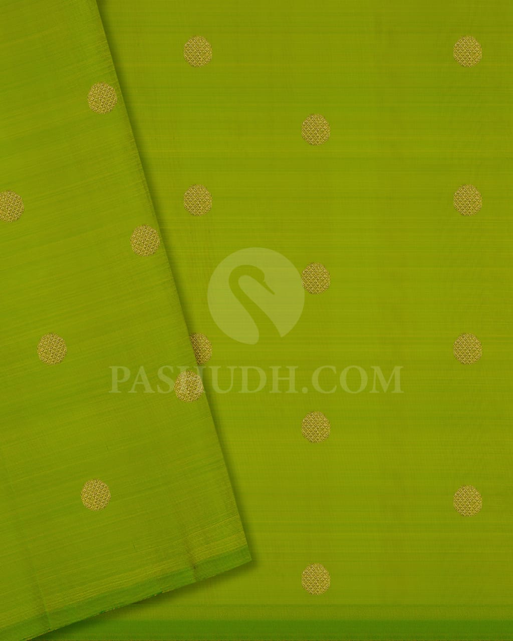 Violet Vanasingaram With Parrot Green Traditional Borderless Pure Kanjivaram Silk Saree-SP78