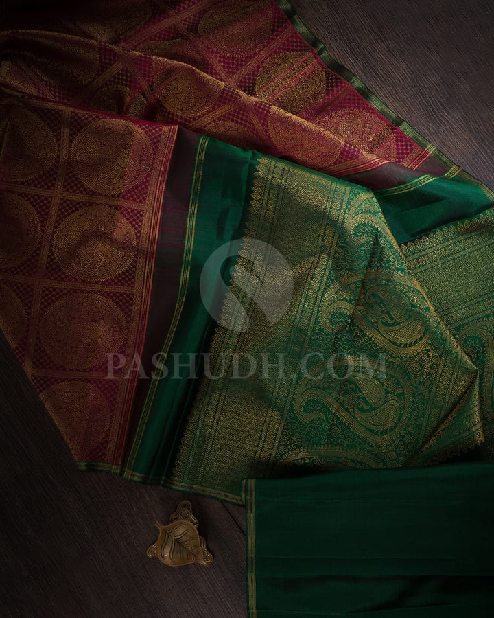 Deep Maroon And Bottle Green Pure Kanjivaram Silk Saree-SP107