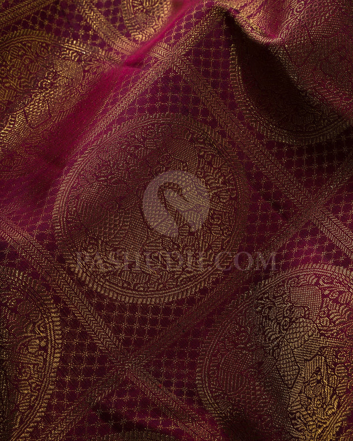 Deep Maroon And Bottle Green Pure Kanjivaram Silk Saree-SP107