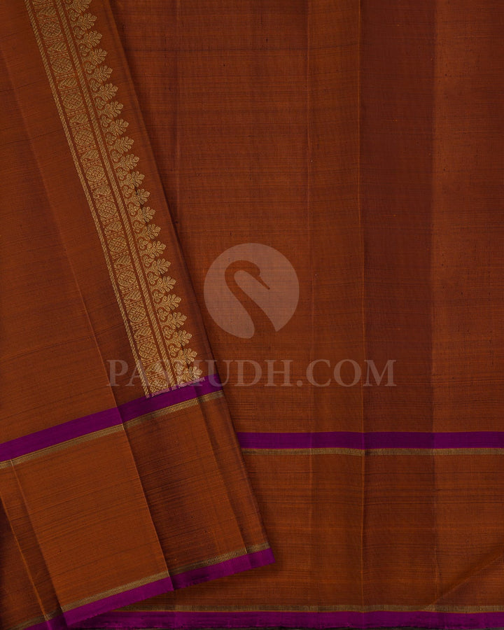 Bottle Green And Rust Orange Pure Kanjivaram Silk Saree-SP112